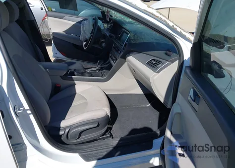 2018 Hyundai Sonata Se from USA, damaged, VIN 5NPE24AF9JH677675